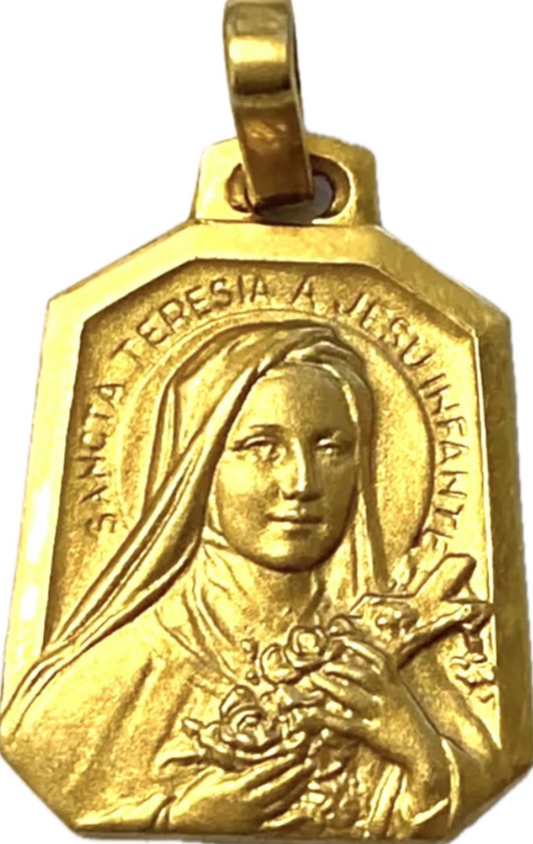 Virgin Mary Gold Plated Pendant vintage, size: 1.5cm X 1.6cm