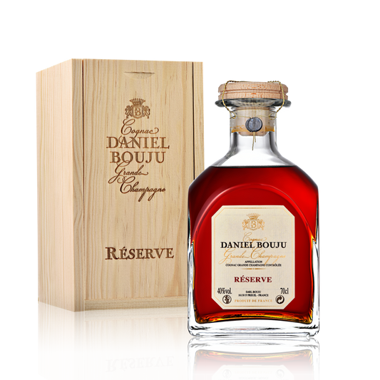 Daniel Bouju Cognac CARAFON RESERVE 40% Vol. – 70 cl   Caisse bois