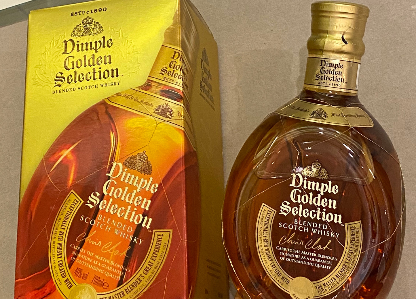 Dimple Golden Selection Blended scotch Whisky