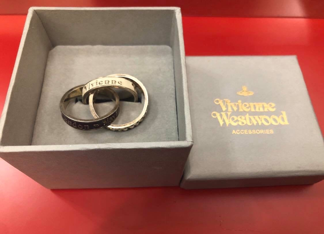 Bague vivienne westwood